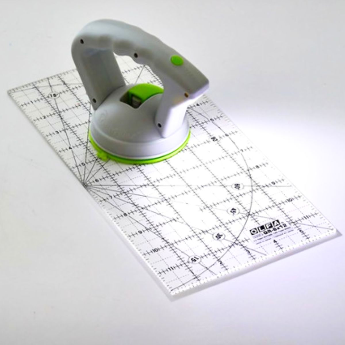 LED Clamp Light / Sujeta Tapetes de Corte con Luz Costura Cutterpillar