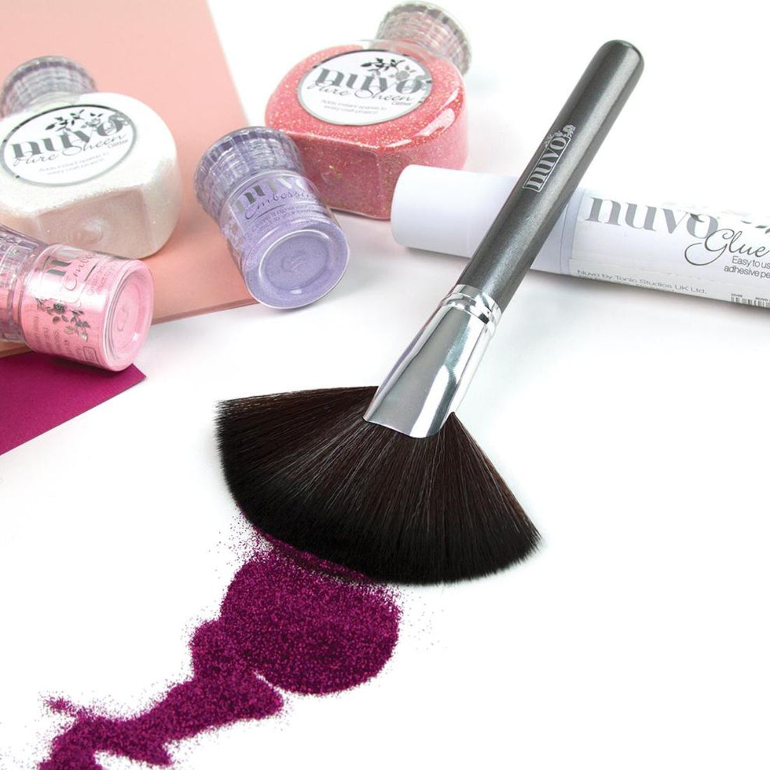 Surface Sweep Brush / Brocha de Abanico de 4&quot; Pinceles y Brochas Nuvo