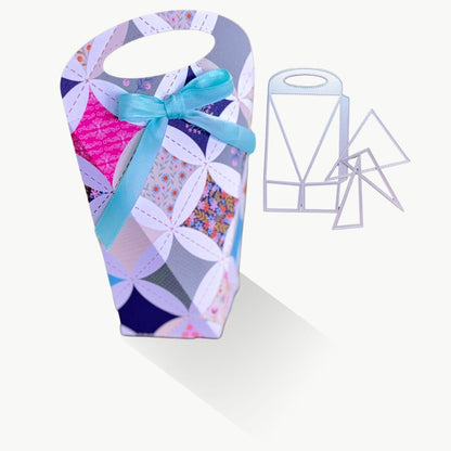 Suaje Para Hacer Cajitas Triangulares Apachurrables Dados de Corte / Suajes / Troqueles Hobbees