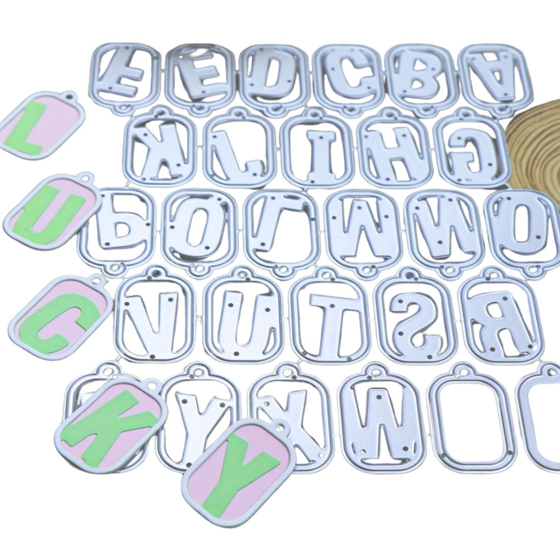 Suajes de Etiquetas con Letras Mayúsculas Dados de Corte / Suajes / Troqueles Hobbees