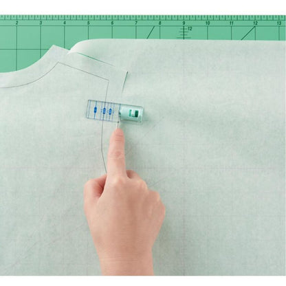Pattern Cutting Guide / Guía para Cortar Patrones Costura Clover