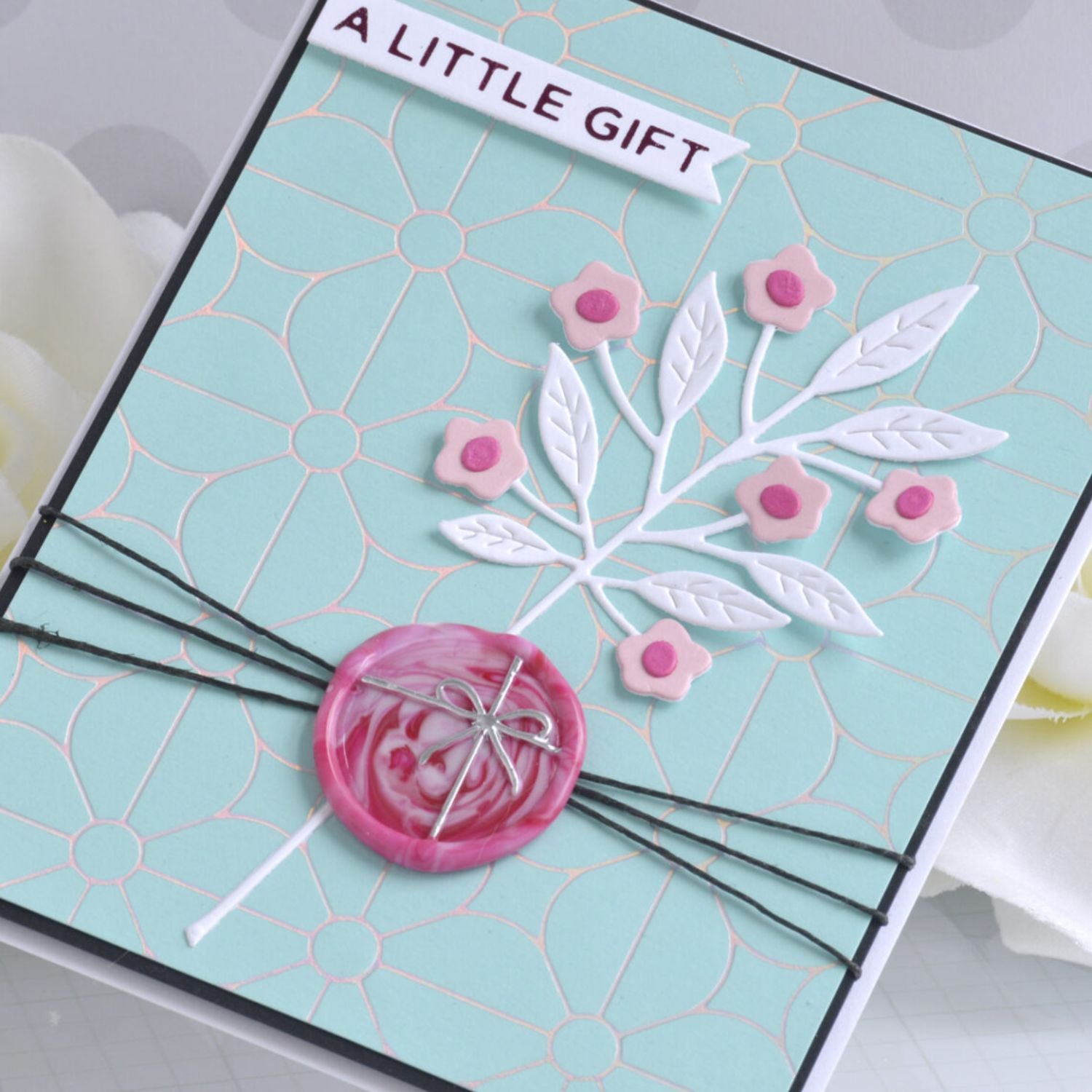 Sealed Flowers Cutting Dies / Suajes Grabados De Flores Selladas Dados de Corte / Suajes / Troqueles Spellbinders