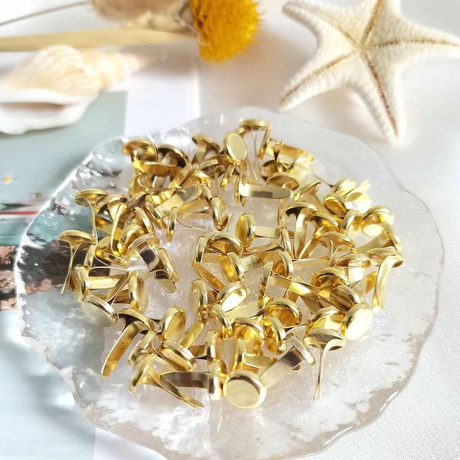 Gold Enamel Brads / Tachuelas Esmaltadas Dorado Adornos / Embellishments Darice