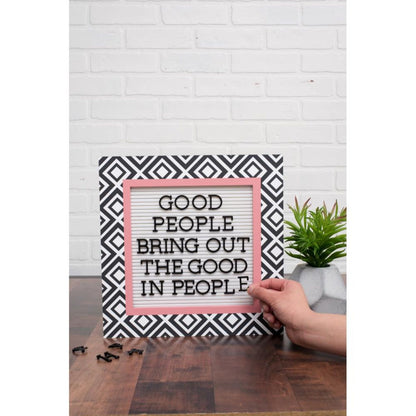 Framed Letterboard with Letters / Tablero de Mensajes 