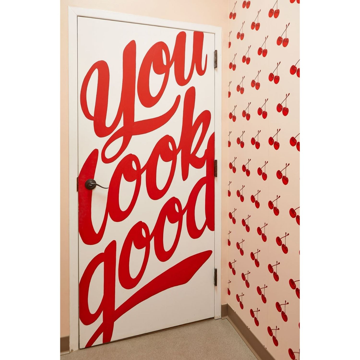 Premium Vinyl Tomato Red 12 x 48&quot; / Rollo de Vinil Permanente Rojo Viniles Cricut