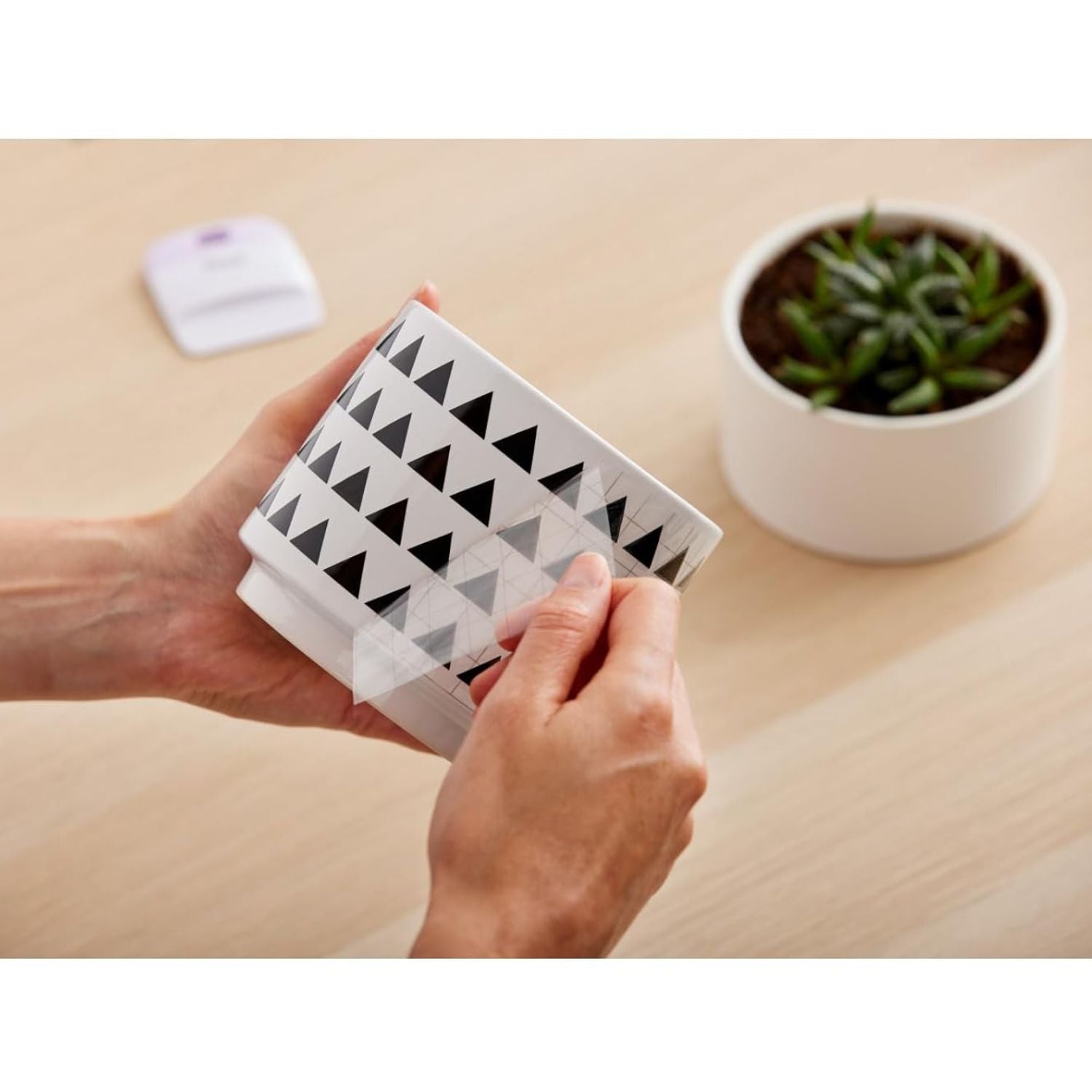 Transfer Tape 12 x 48&quot; / Rollo de Cinta De Transferencia Transparente Viniles Cricut