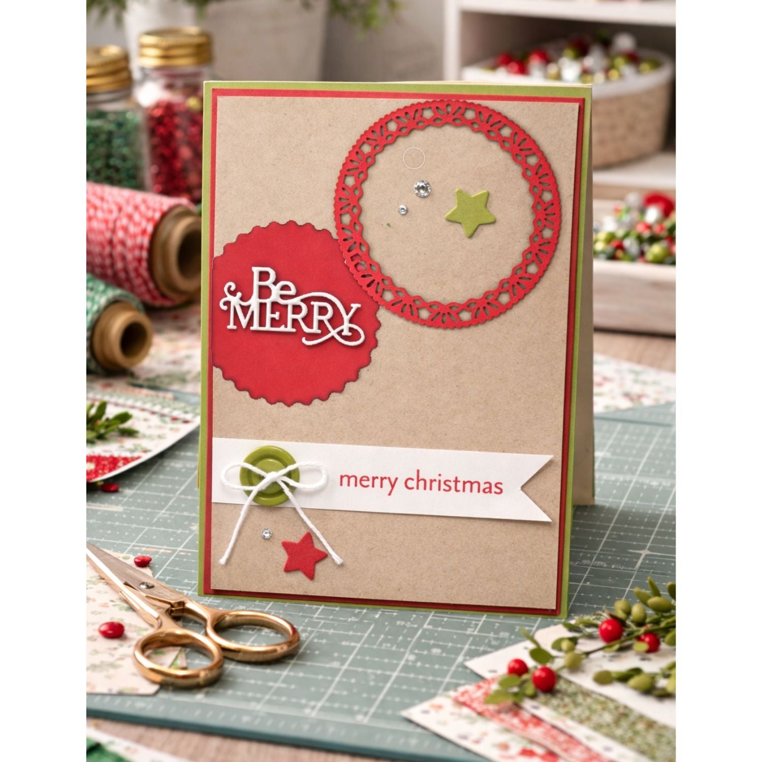 Be Merry Lace Doily Die / Suaje de Blonda Navideña Dados de Corte / Suajes / Troqueles Ultimate Crafts