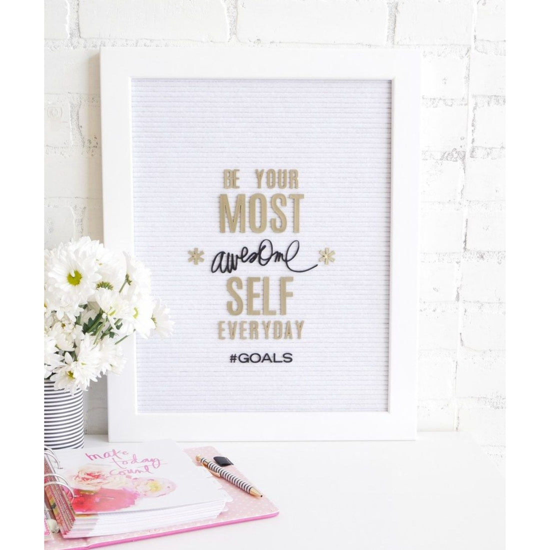 Letterboard 2in Sans Serif Gold / Letras Doradas Para Tablero Tableros Heidi Swapp