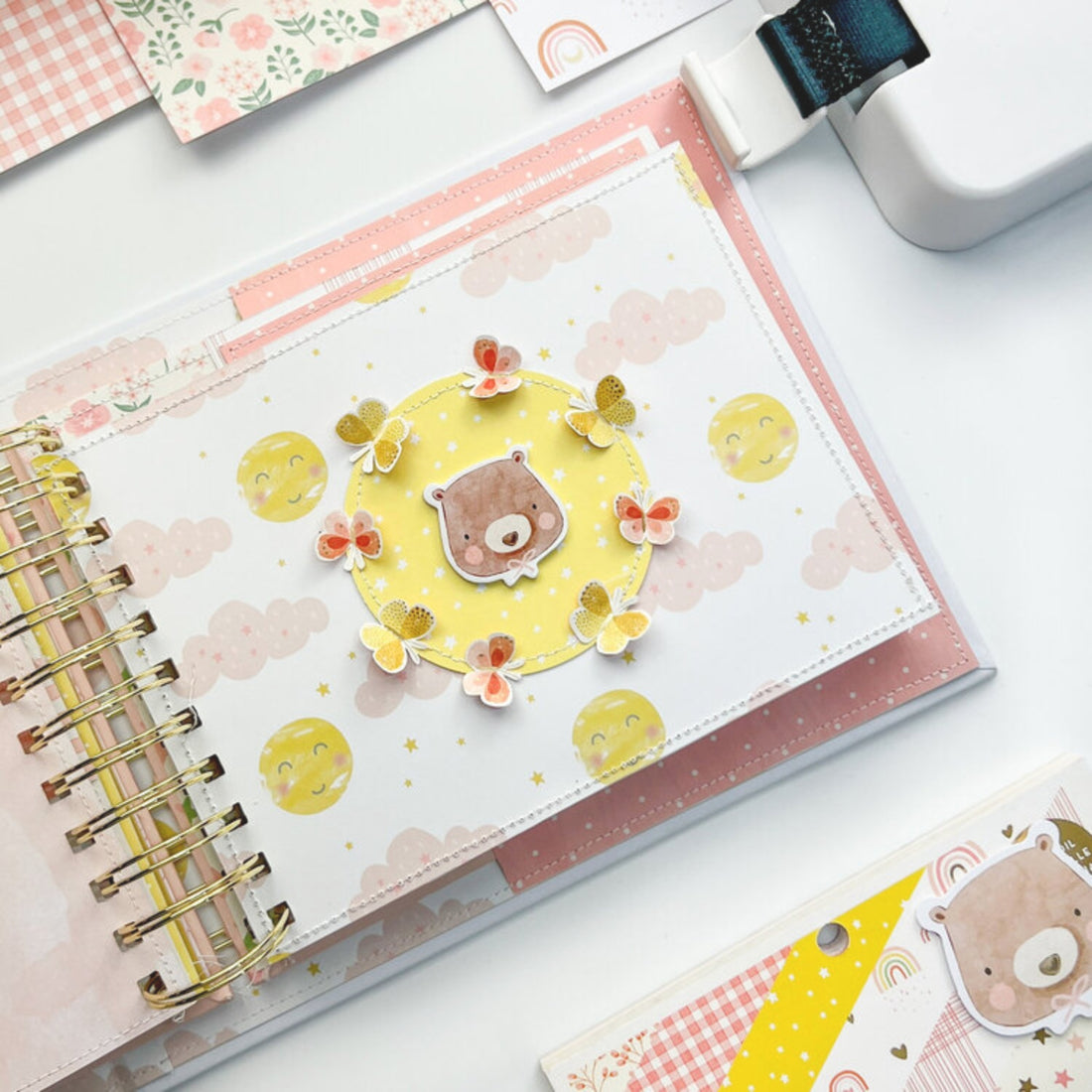 Hello Little Girl Ephemera Die-Cuts / Recortes Decorativos de Cartulina Adornos / Embellishments American Crafts