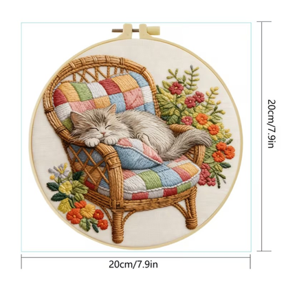 Kit Bordado Cozy Cat Embroidery Kit 20cm