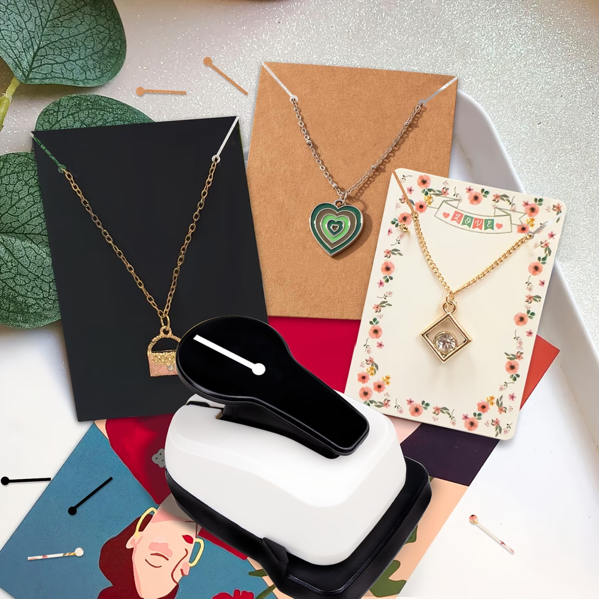 Corner Necklace Card Punch / Perforadora para Crear Exhibidor de Collares Perforadoras Hobbees