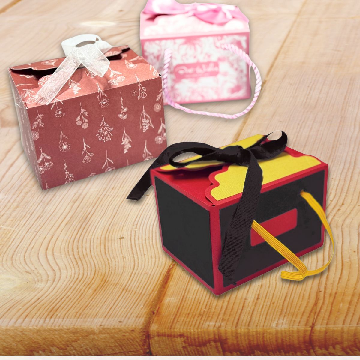 Troquel de Cajita con Asas y Tapa Decorativa Dados de Corte / Suajes / Troqueles Lyssette Guiot Crafts