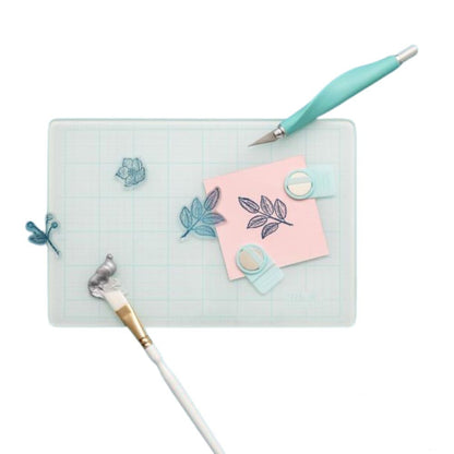 Magnetic Glass Mat 9" x 6" / Tapete magnético de vidrio Tapetes, Mats We R Memory Keepers