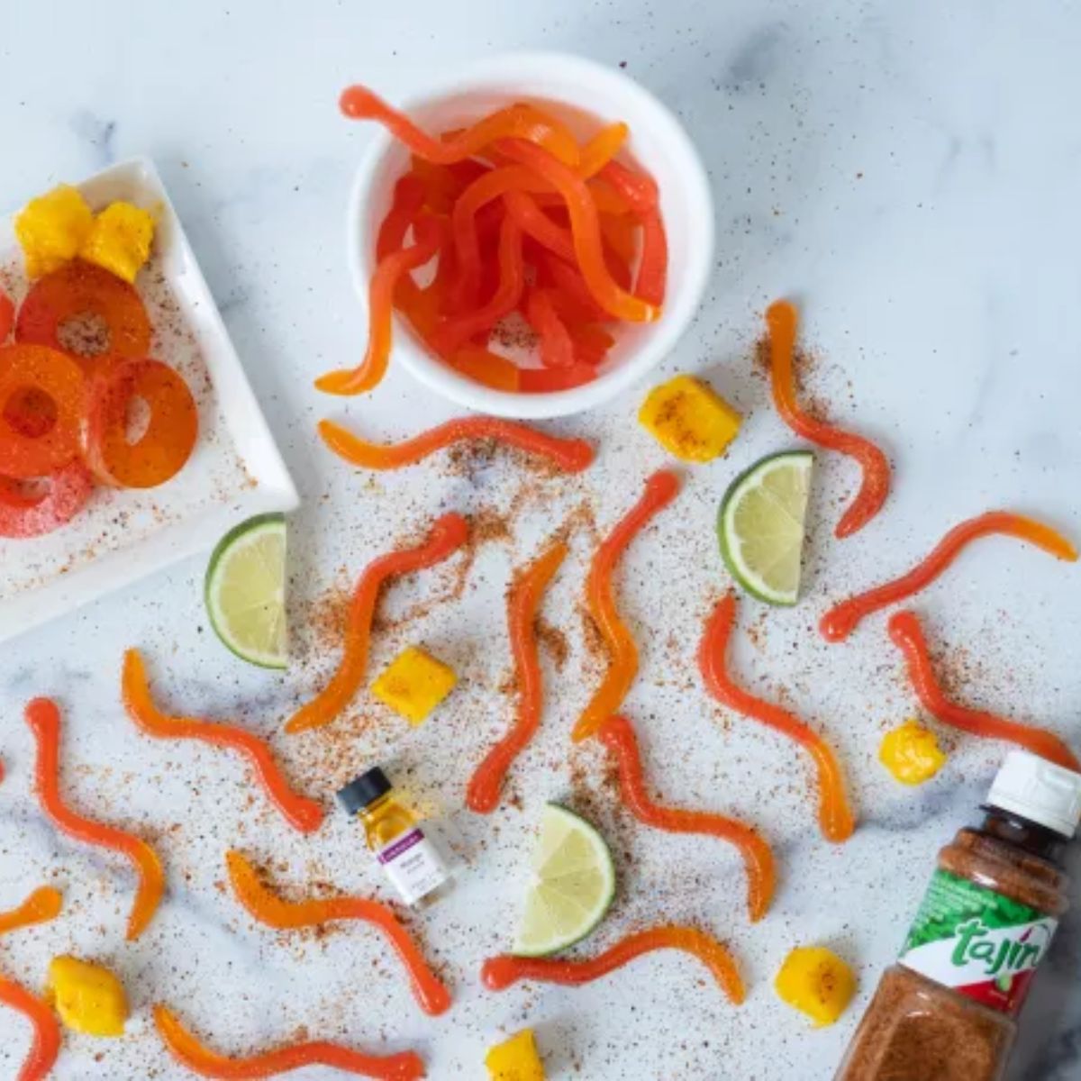 Silicone Gummy Worm Molds / 2 Moldes de Silicón para Dulces Gusanitos Repostería Lorann Gourmet