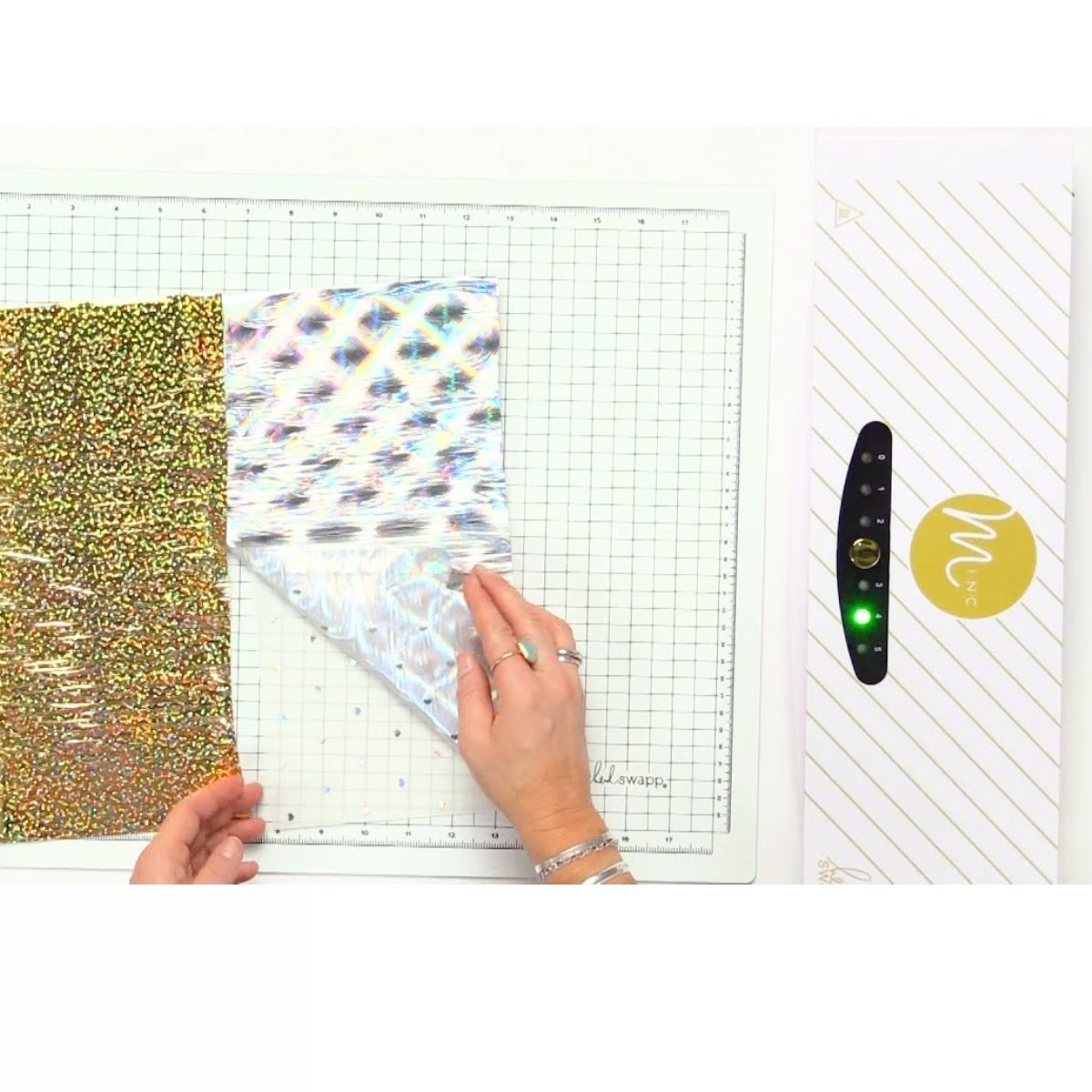 Minc Reactive Foil Silver Square / Rollo de Papel Metalizado Cuadros Plata Foil Heidi Swapp