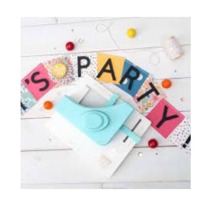 Square Punch Board / Tabla para Hacer Cuadros y Rectángulos Herramientas We R Memory Keepers