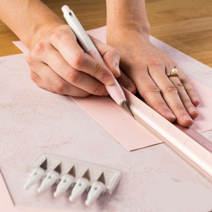 True Control Knife Kit Rose / Kit Exacto Cutter  y Cuchillas Rosa Tijeras / Cutters Cricut
