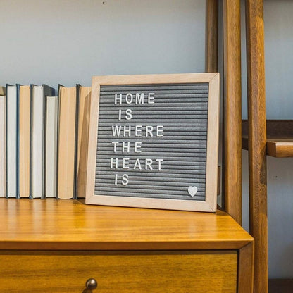 Framed Letterboard with Letters / Tablero de Mensajes 