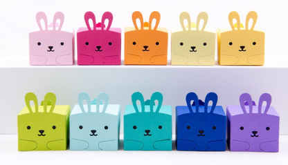 Tiny Gift Box Bunny Add-On Die / Suaje de Cajita de Conejito Descontinuado Lawn Fawn