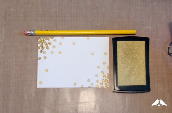 Gold Metallic Quick Drying Pigment Ink / Tinta para Sellos de Secado Rápido Dorado Descontinuado American Crafts