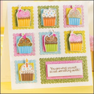 All Over the Page Scallop Square / Perforadora Cuadrado con Borde Descontinuado Martha Stewart