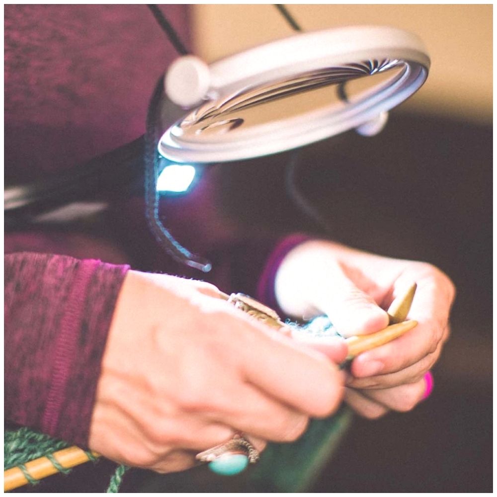 Magnification Led Light / Luz Led con Aumento Descontinuado Mighty Bright