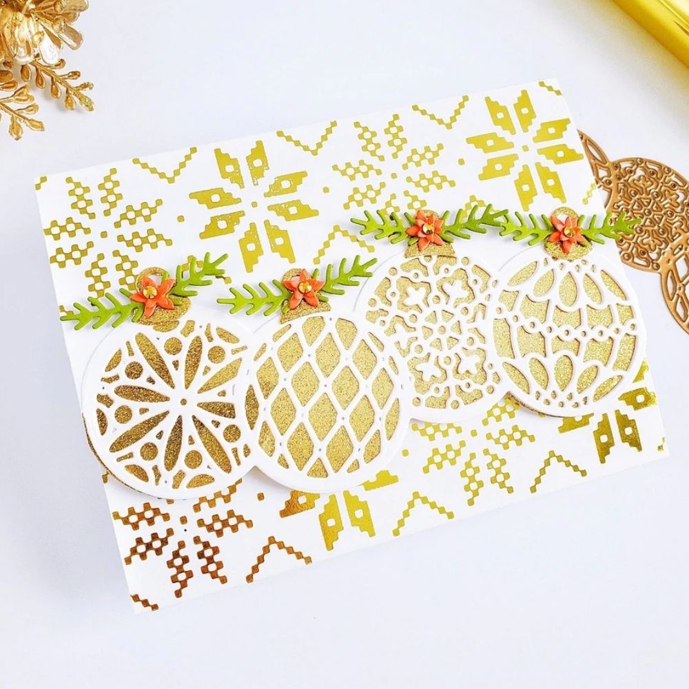 Christmas Ornament Border / Suajes de Esferas Navideñas Descontinuado Spellbinders
