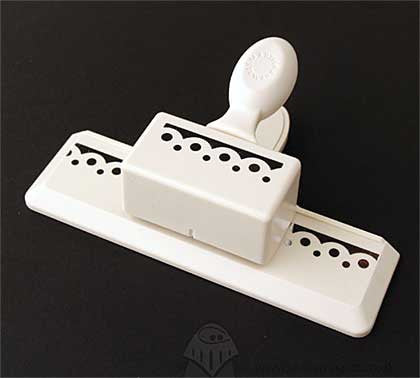 Scallop Dot Edge Punch / Perforadora de Orilla Ondas y Círculos Descontinuado Martha Stewart