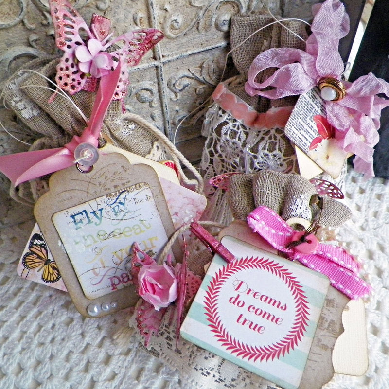 Stickable Stencils Butterflies / Plantillas de Mariposas Adhesivas Esténciles / Plantillas BoBunny