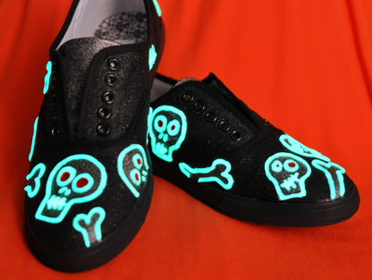 Glow In The Dark Fabric Marker Blue / Marcador Brilla en la Obscuridad Azul Descontinuado Marvy Uchida