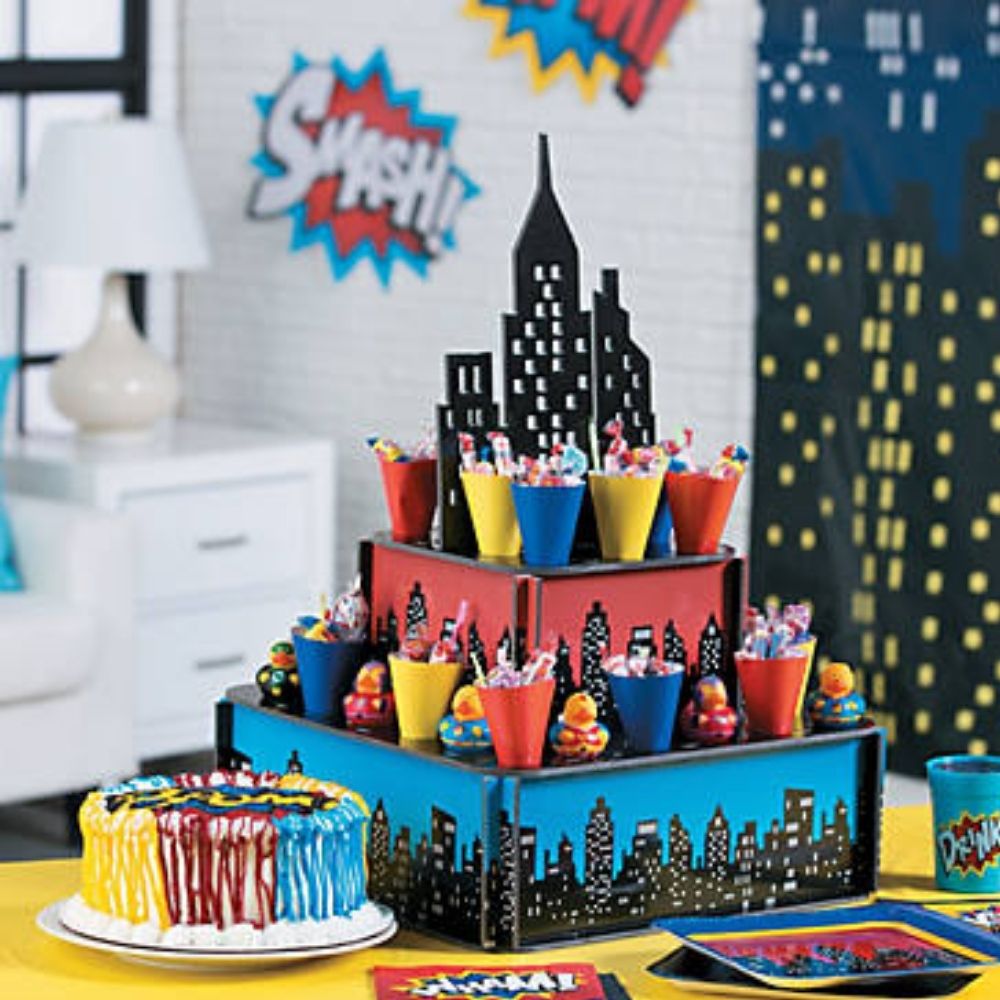 Superhero City Treat Stand / Centro de Mesa Ciudad de Superheroes Fiestas Fundamentals