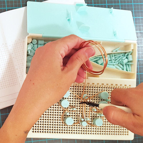 Neutral Wire Multi Pack / Juego de Alambres de Colores para Happy Jip Descontinuado We R Memory Keepers