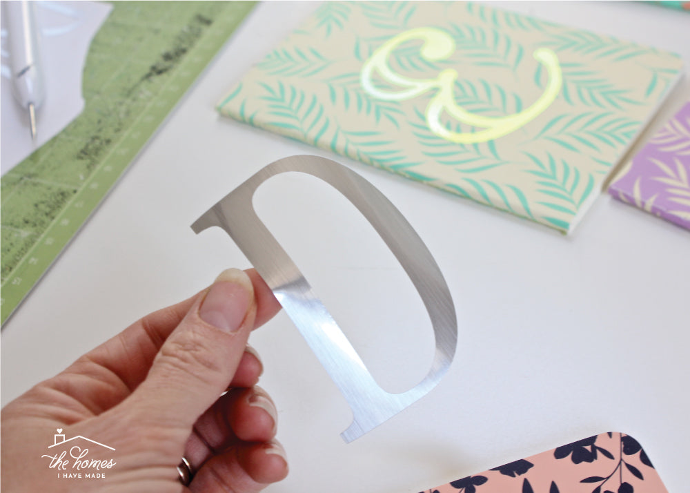 Adhesive Foil Metallic Silver / Foil Adhesivo Plateado Metálico Descontinuado Cricut