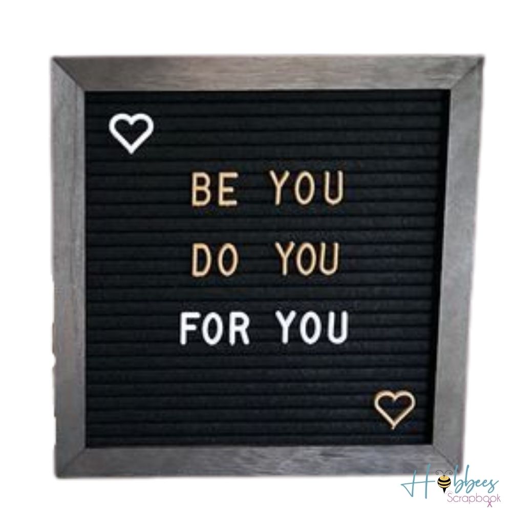 Framed Letterboard with Letters / Tablero de Mensajes 