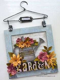 Display Hanger / Ganchos para Exhibición Descontinuado Tim Holtz