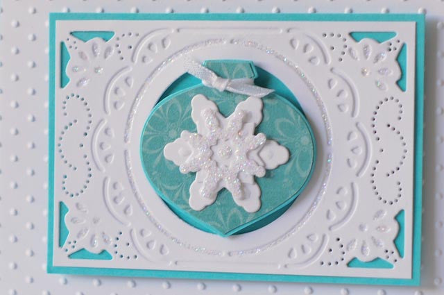 Embossing Plus Chic Circle Frame / Folder de Corte y Grabado Marco Circular Dados de Corte / Suajes / Troqueles Cuttlebug