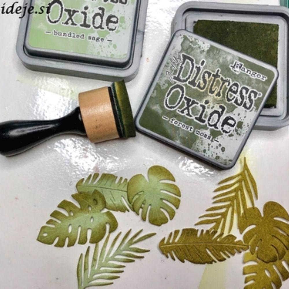 Tim Holtz Distress Oxide Forest Moss / Cojin de Tinta Efecto Oxidado Musgo del Bosque Tintas Ranger