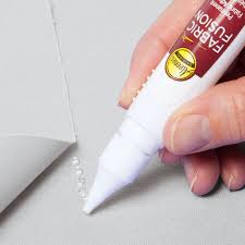 Fabric Fusion Pen Permanent Adhesive / Pluma de Adhesivo Permanente para Tela
