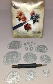 Tim Holtz Thinlits Die Tiny Tattered Florals  / 15 Suajes de Flores y Herramienta para Filigrana Dados de Corte / Suajes / Troqueles Sizzix