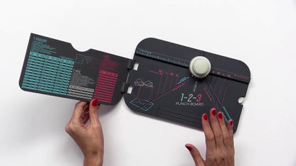 1-2-3 Punchboard Pack / Oferta, Paquete de Tablas y Cintas Descontinuado We R Memory Keepers