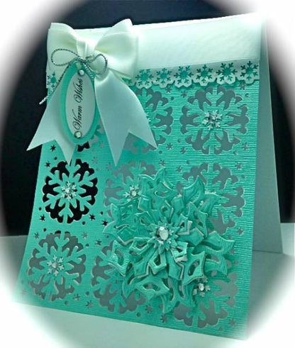 All Over the Page Scallop Snowflake Pattern / Perforadora Diseño de Copo de Nieve Descontinuado Martha Stewart