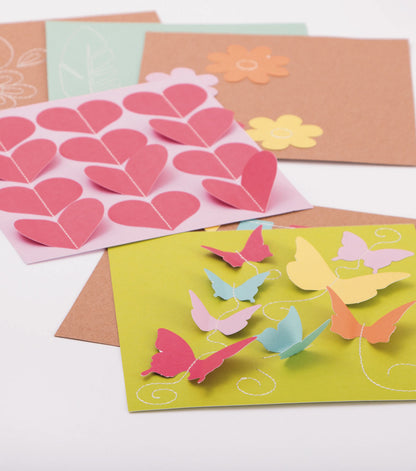 In Stitches Printed Cardstock / Block de Cartulina con Diseños para Tarjetas Papel DCWV