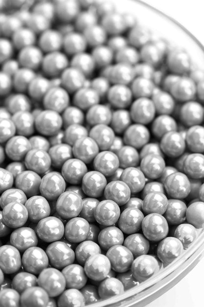 Shimmer Silver Sixlets / Chocolates Plateados Descontinuado Sweet Works